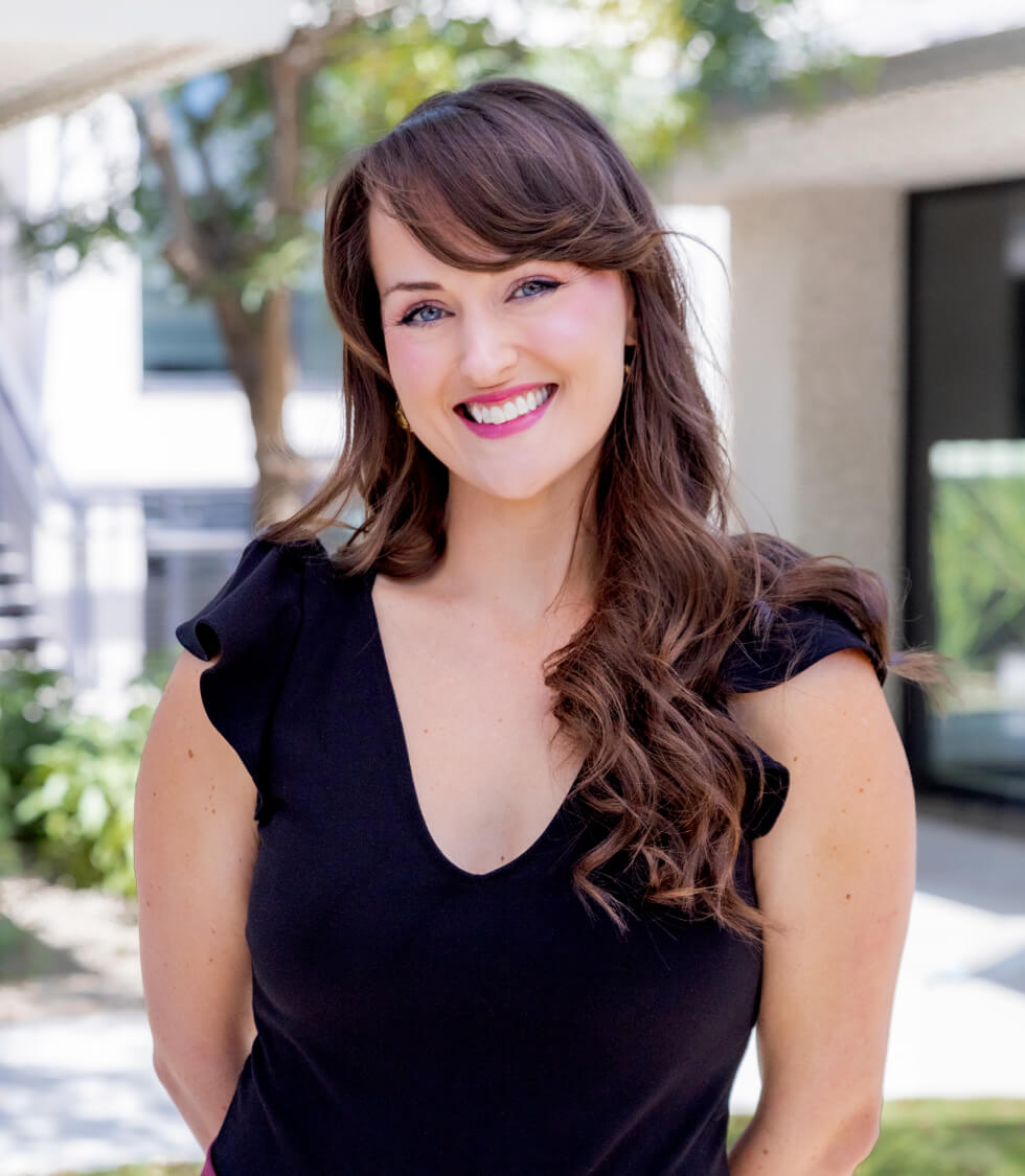 Christina Kolomitz, PR